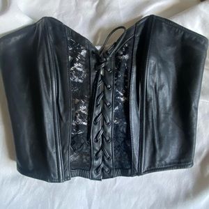 Leather and lace💕